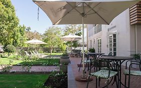 Rozenburg Guest House
